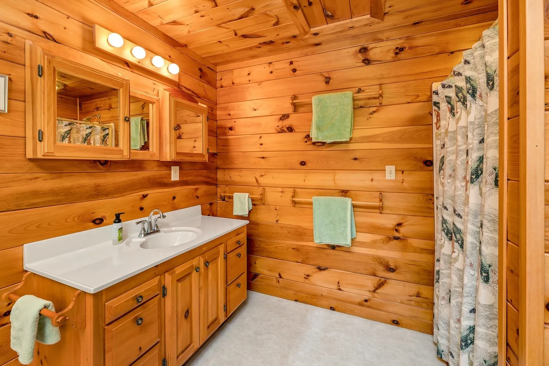 11 Knotty Knoll Circle Farmington NH 03835