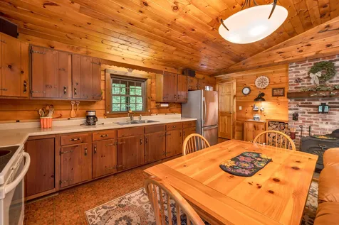 11 Knotty Knoll Circle Farmington NH 03835
