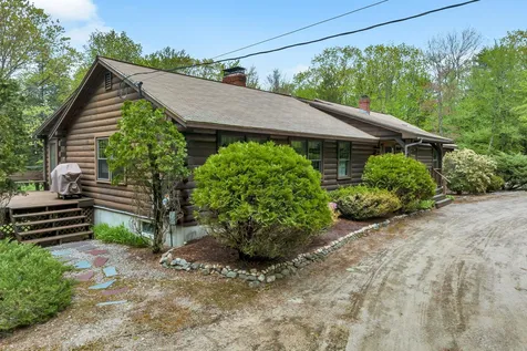 11 Knotty Knoll Circle Farmington NH 03835