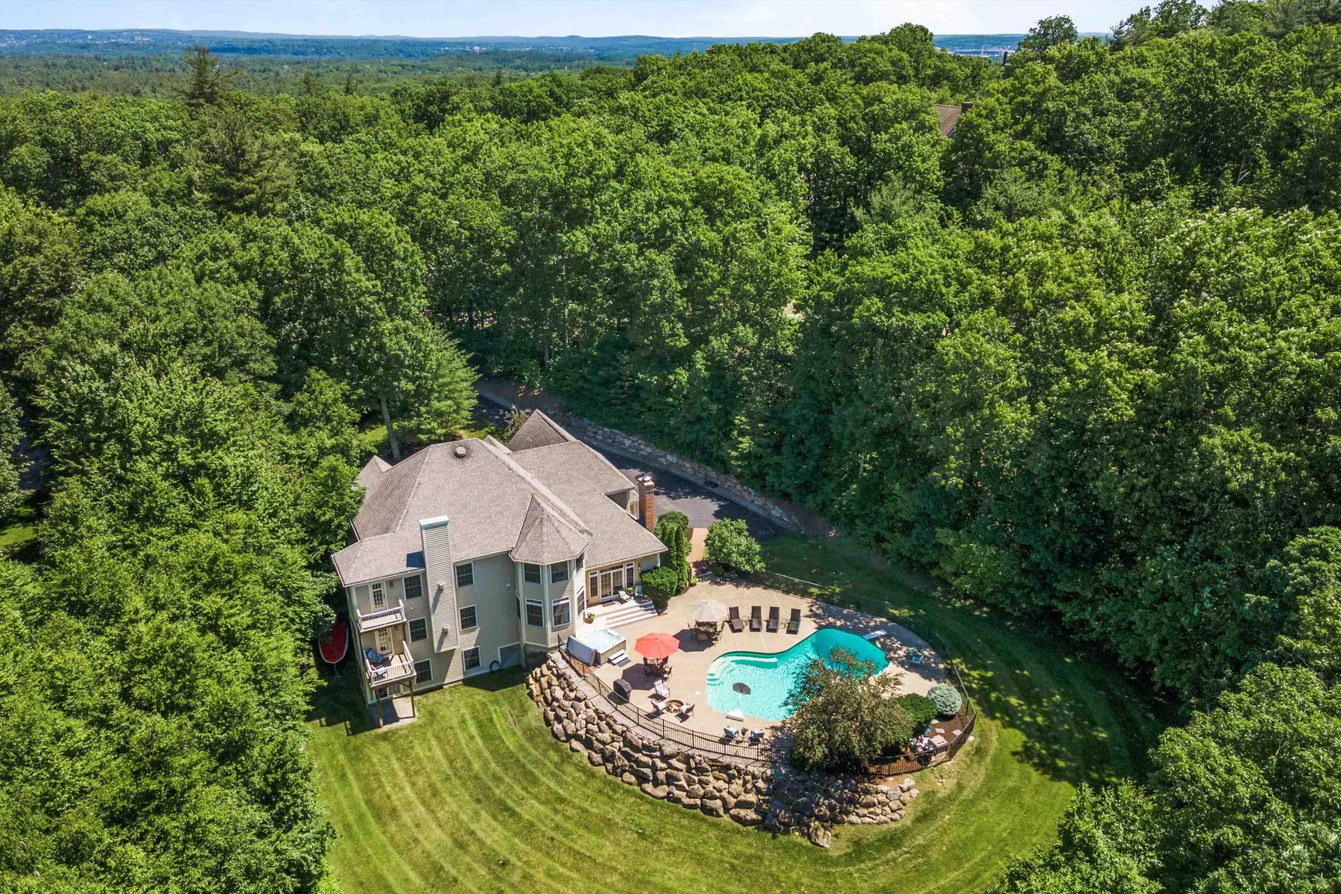 71 Barrington Drive Bedford NH 03110