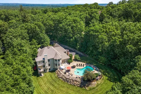 71 Barrington Drive Bedford NH 03110