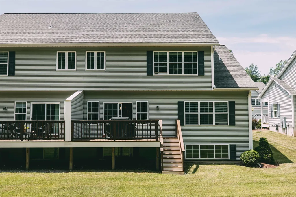 7 Dunbar Drive Essex VT 05452