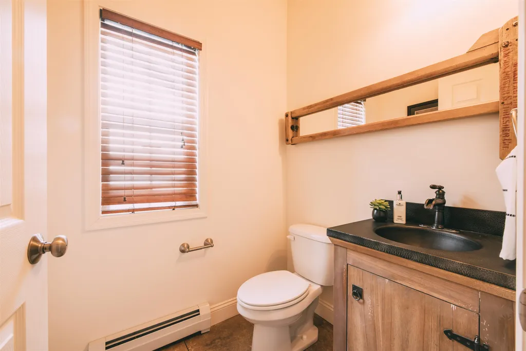 7 Dunbar Drive Essex VT 05452