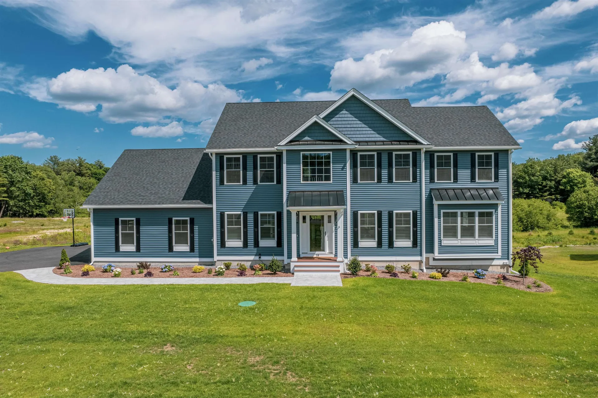 18 Caymus Ridge Salem NH 03079