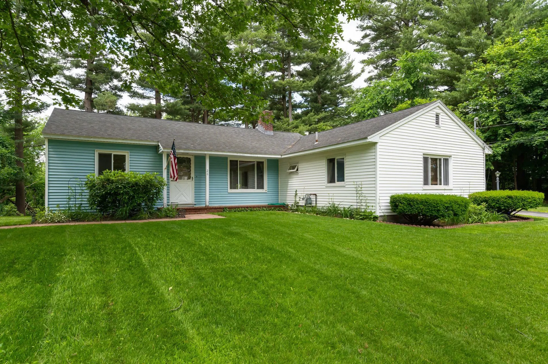 26 Baker Street Hudson NH 03051