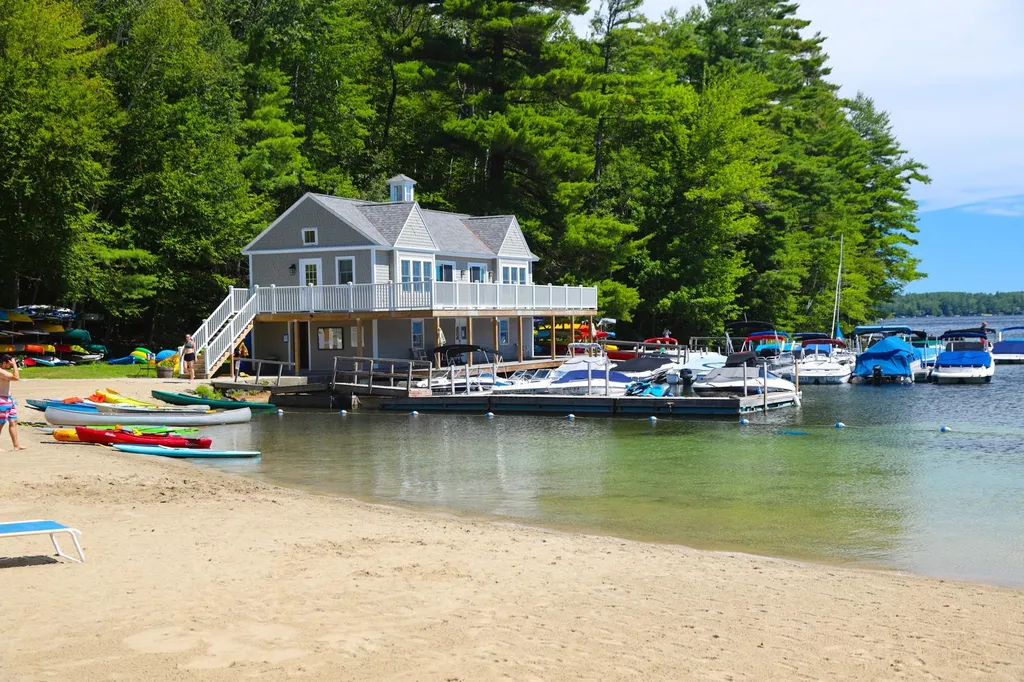 27 Granholm Street Sunapee NH 03782