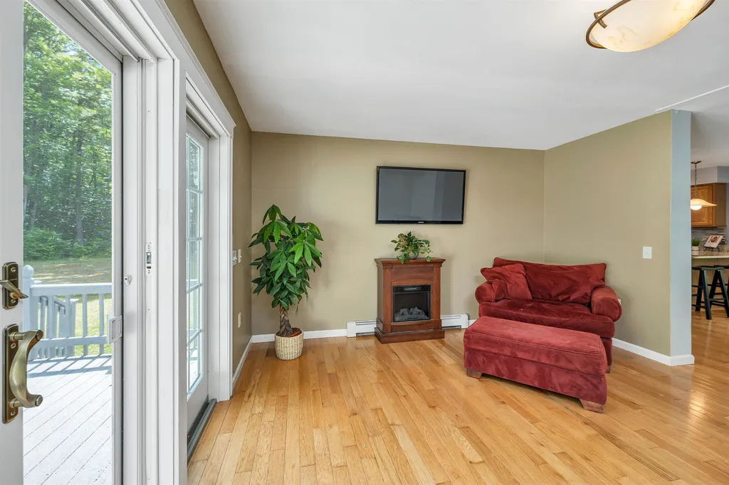 41 Ridgeview Drive Milton NH 03851