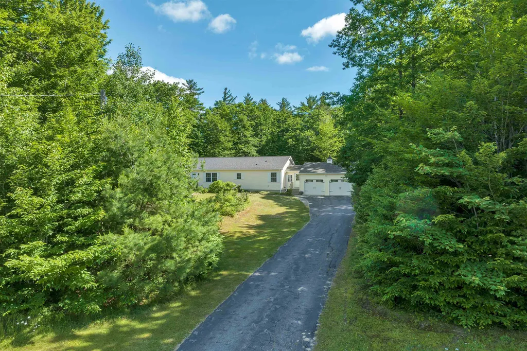 41 Ridgeview Drive Milton NH 03851