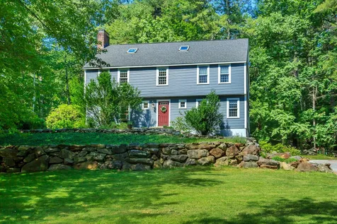 2 Winding Hollow Road Amherst NH 03031