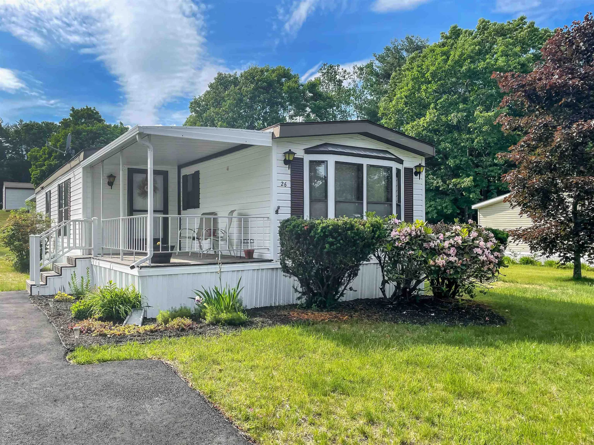 26 Cherokee Way Rochester NH 03867