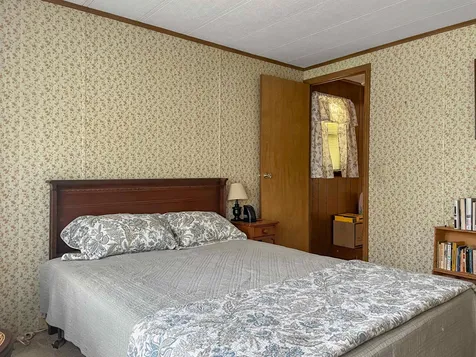 26 Cherokee Way Rochester NH 03867