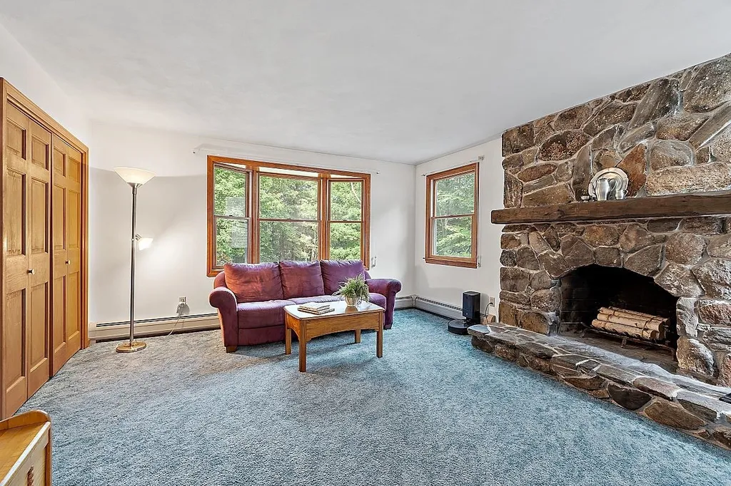 105 Maple Avenue Atkinson NH 03811