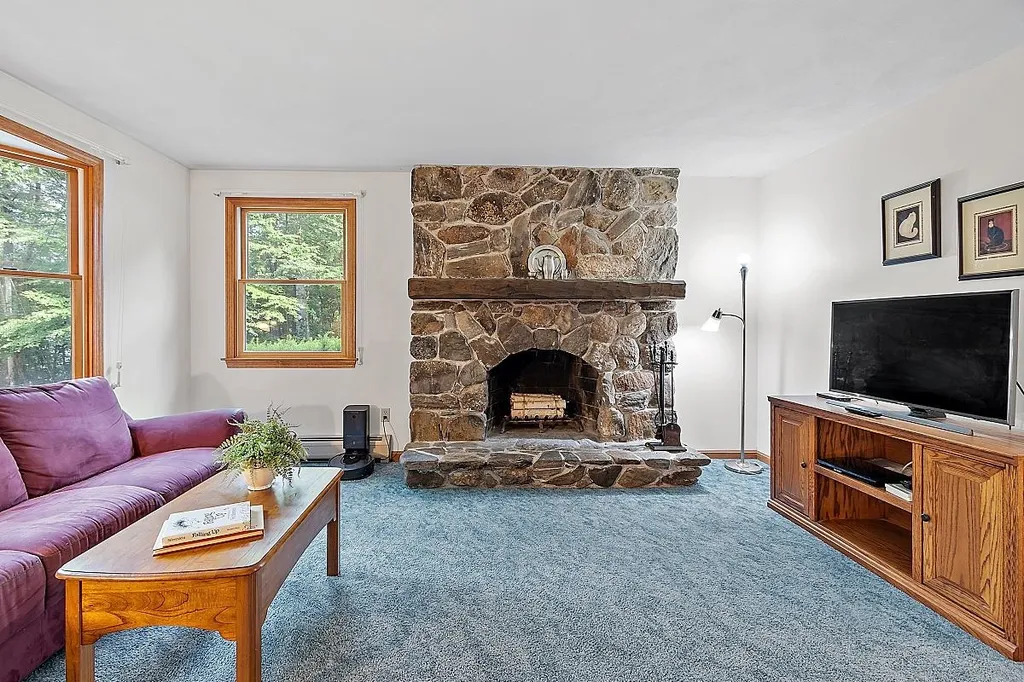 105 Maple Avenue Atkinson NH 03811