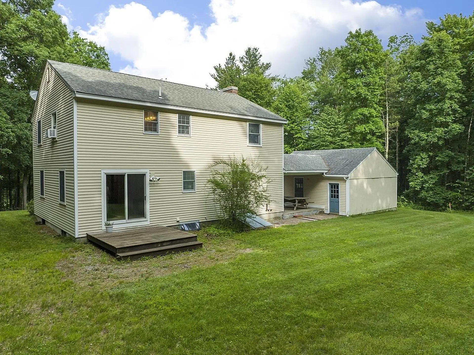 105 Maple Avenue Atkinson NH 03811