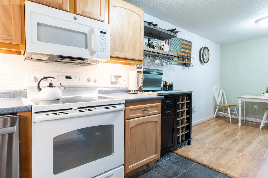 802 Elmwood Drive Hudson NH 03051