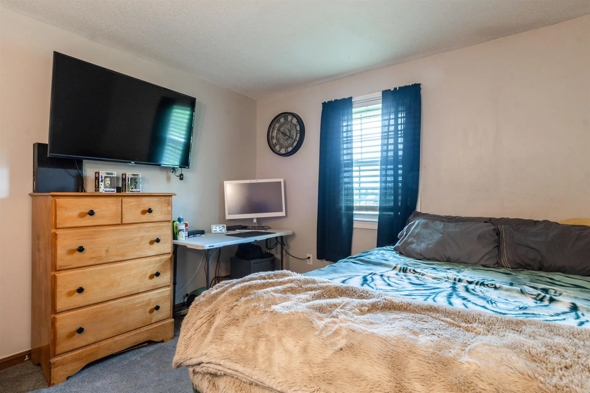 802 Elmwood Drive Hudson NH 03051