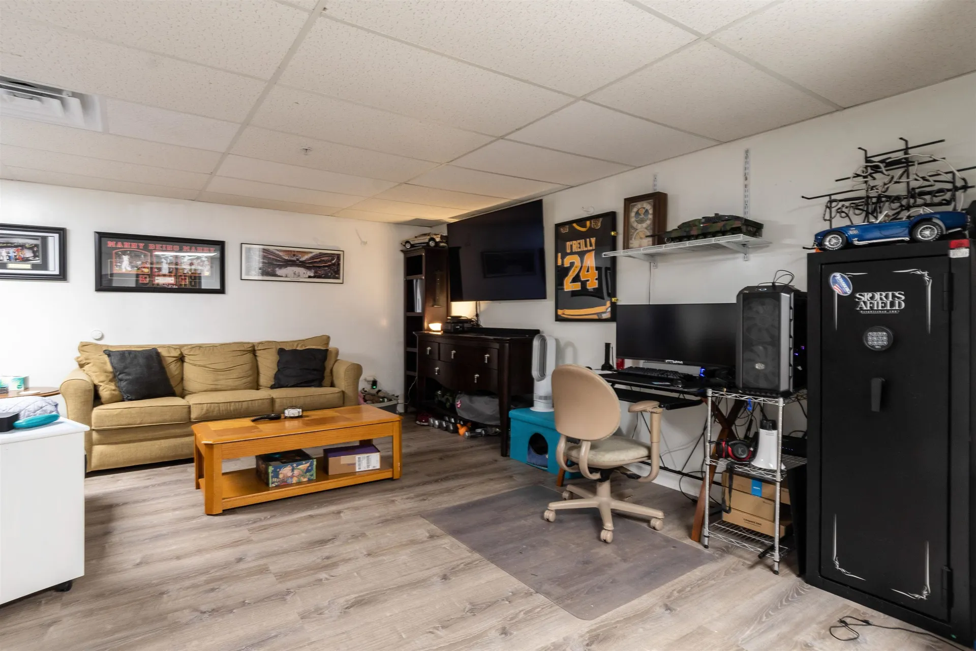 802 Elmwood Drive Hudson NH 03051