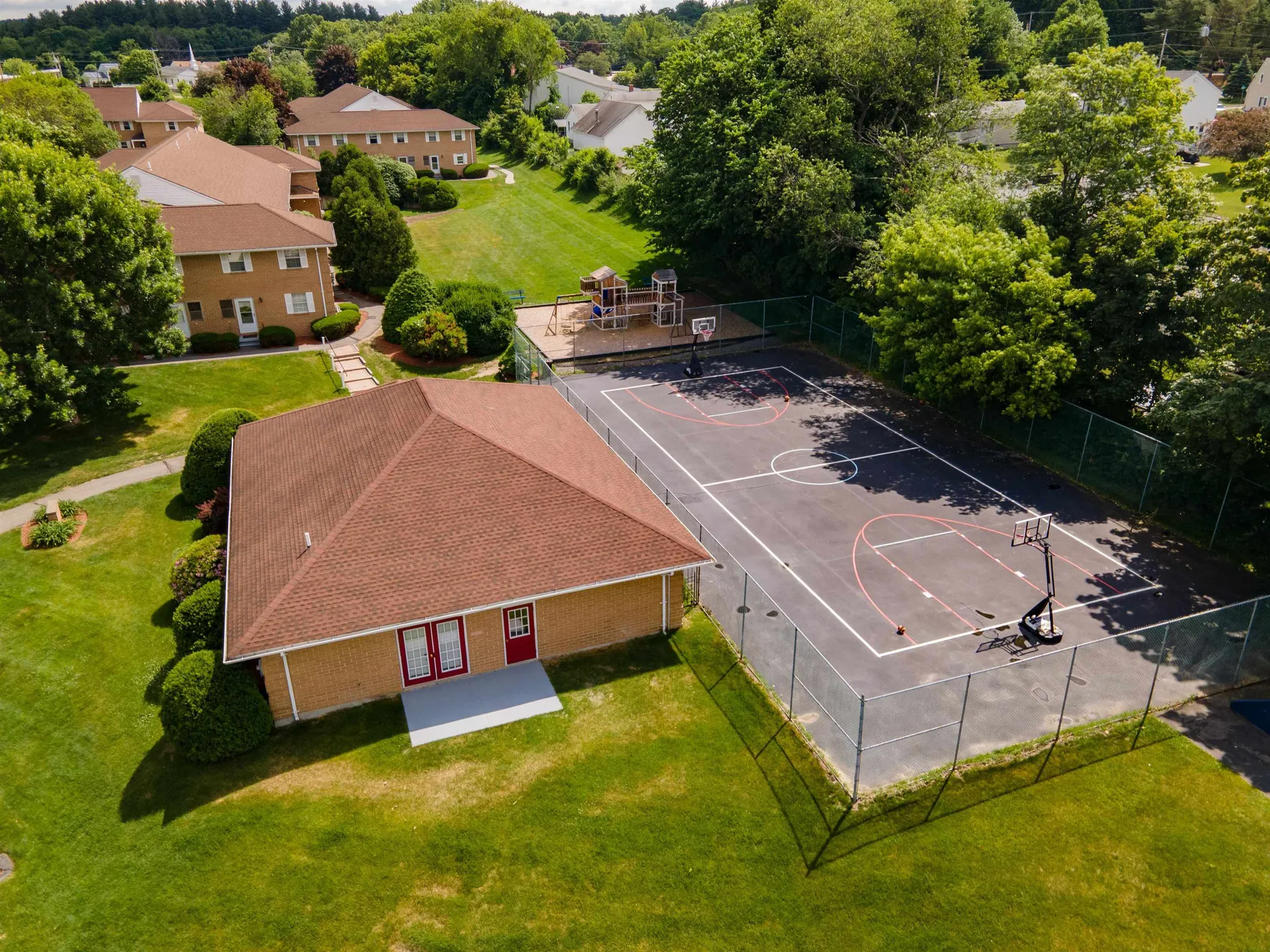 802 Elmwood Drive Hudson NH 03051
