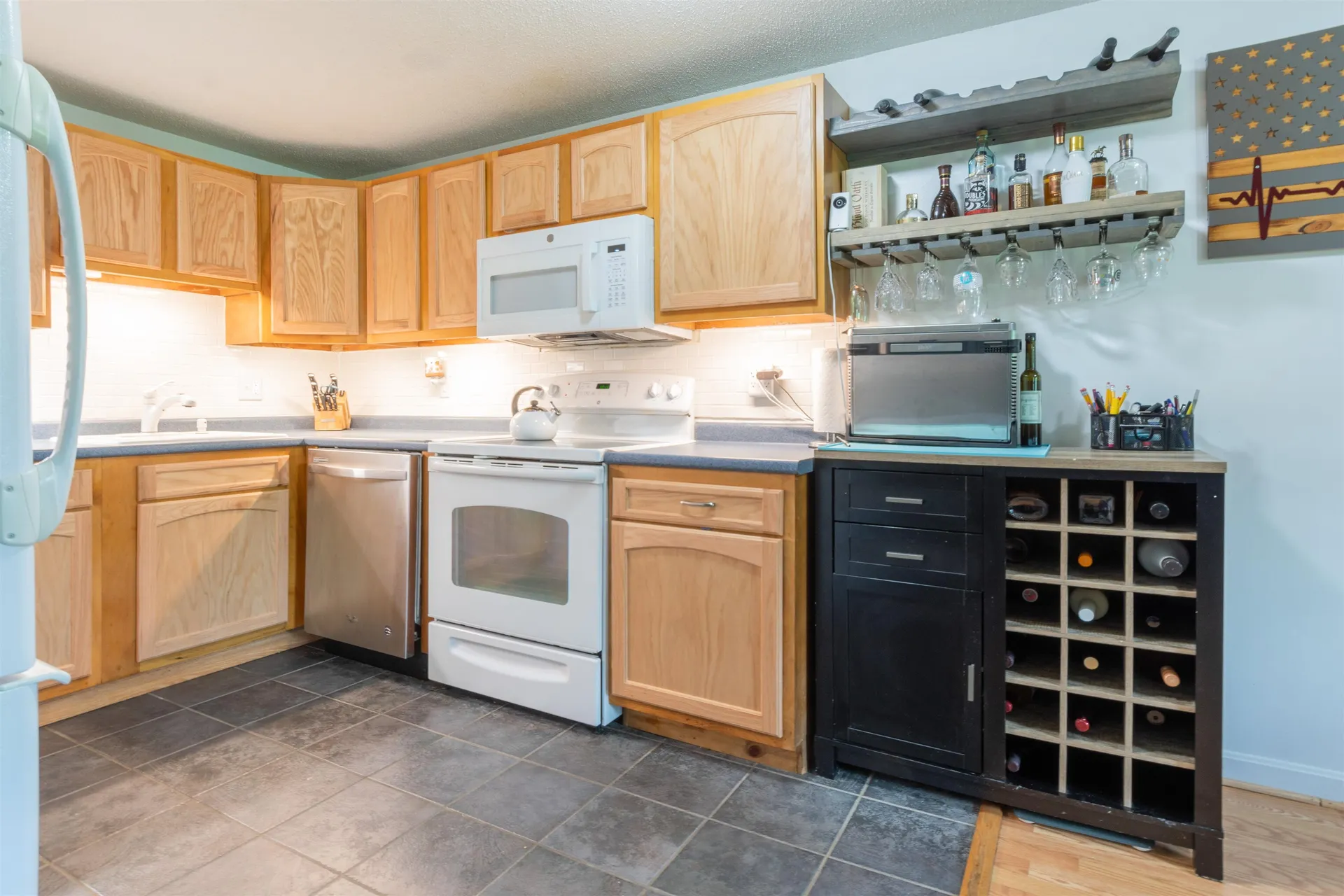 802 Elmwood Drive Hudson NH 03051