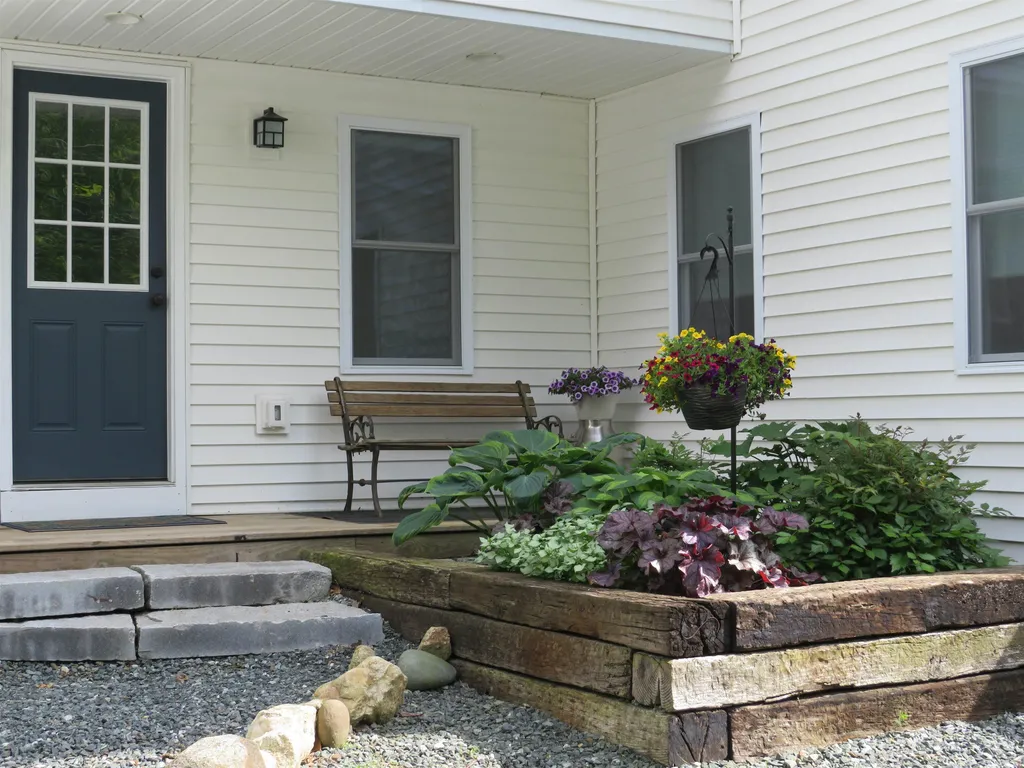 21 Storrs Hill Road Lebanon NH 03766