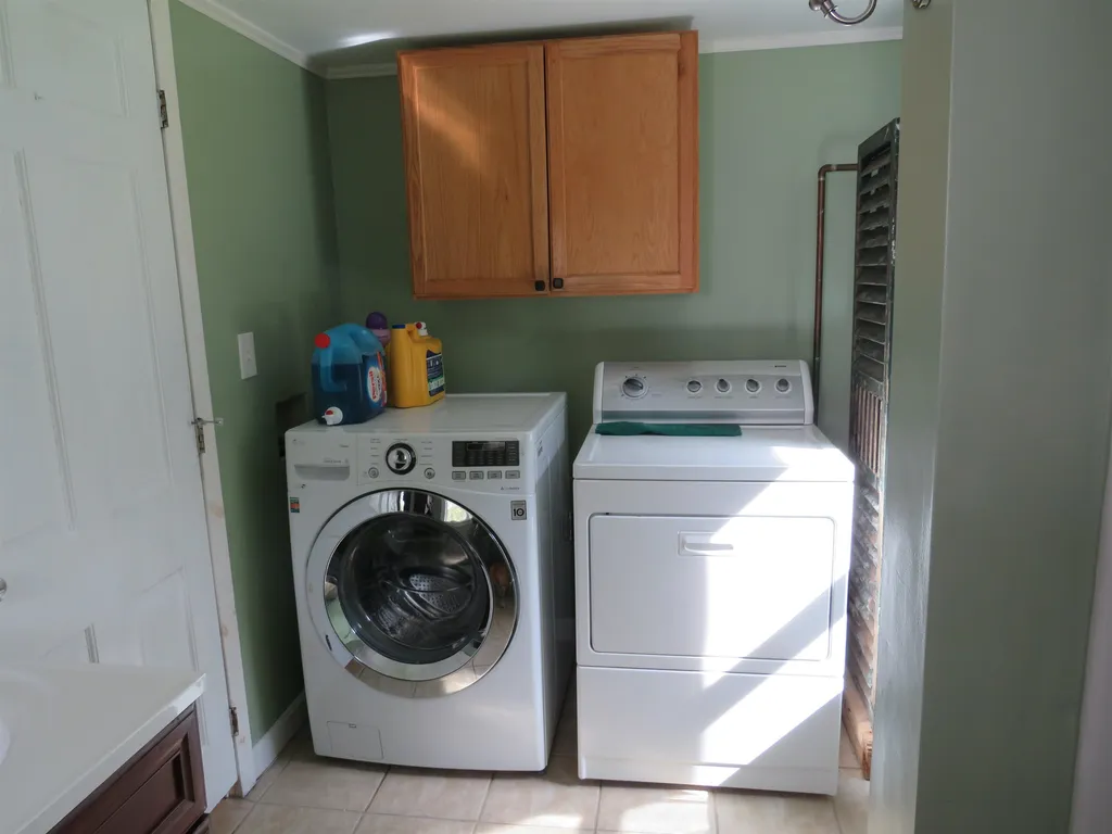 21 Storrs Hill Road Lebanon NH 03766