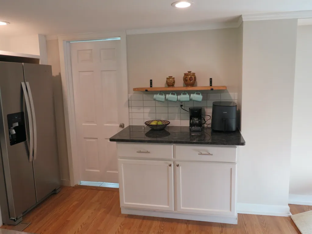21 Storrs Hill Road Lebanon NH 03766
