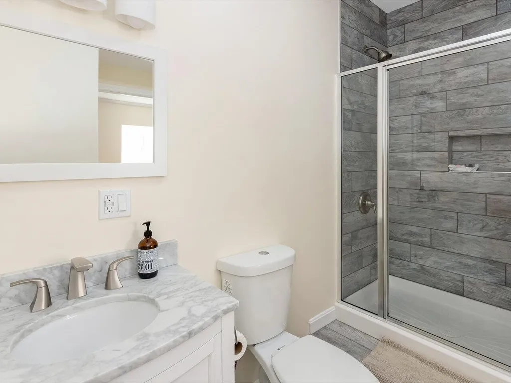 39 Maidstone Lane Williston VT 05495