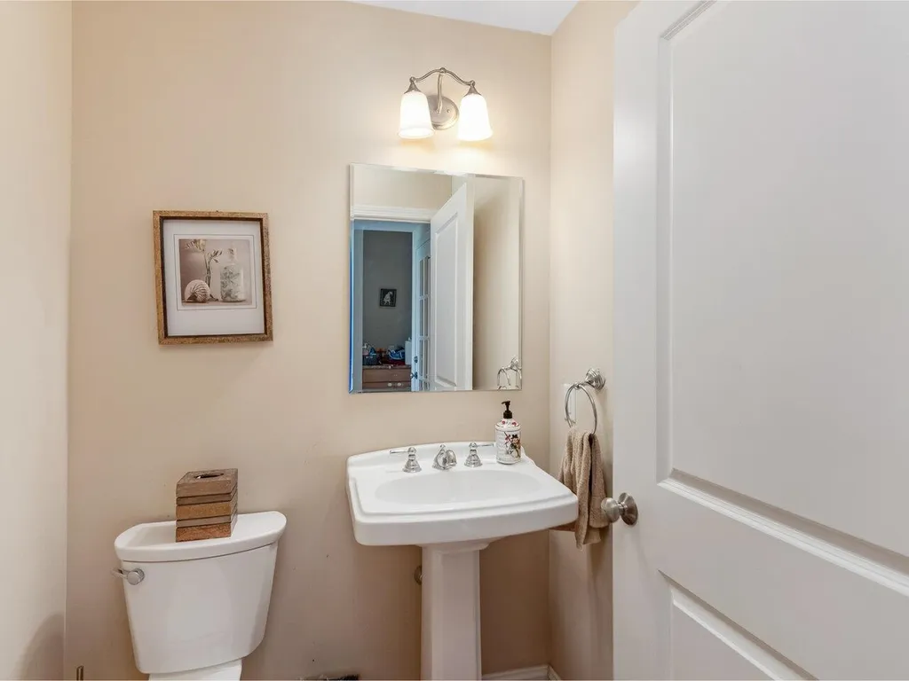 39 Maidstone Lane Williston VT 05495