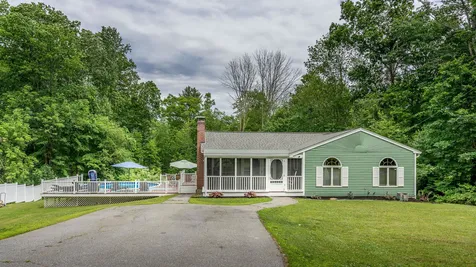 35 Stark Road Derry NH 03038