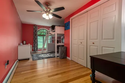 35 Stark Road Derry NH 03038
