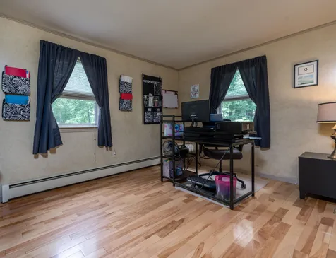 35 Stark Road Derry NH 03038