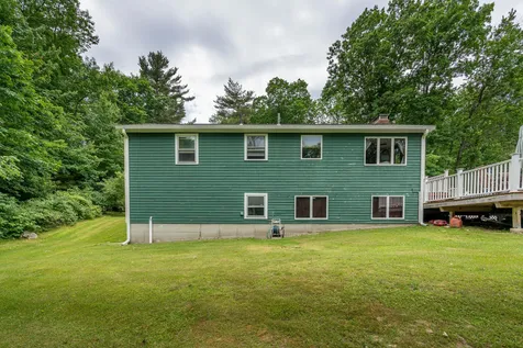 35 Stark Road Derry NH 03038