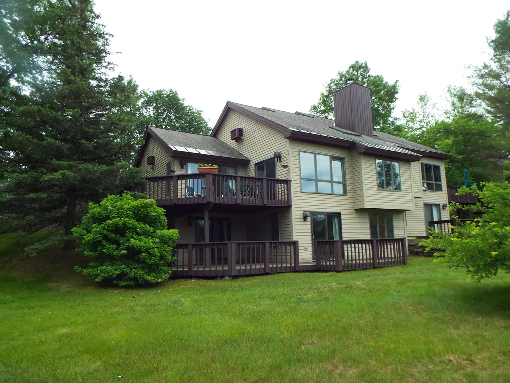 761 Murphy Road Hartford VT 05059