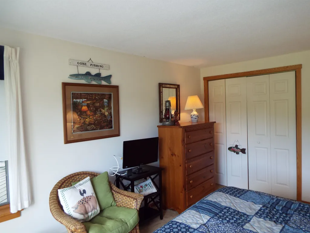 761 Murphy Road Hartford VT 05059