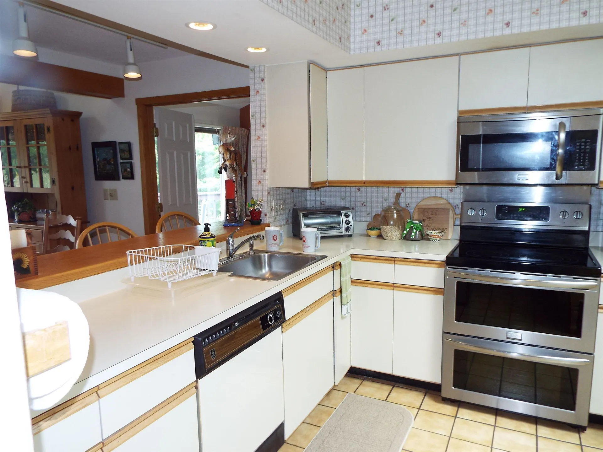761 Murphy Road Hartford VT 05059