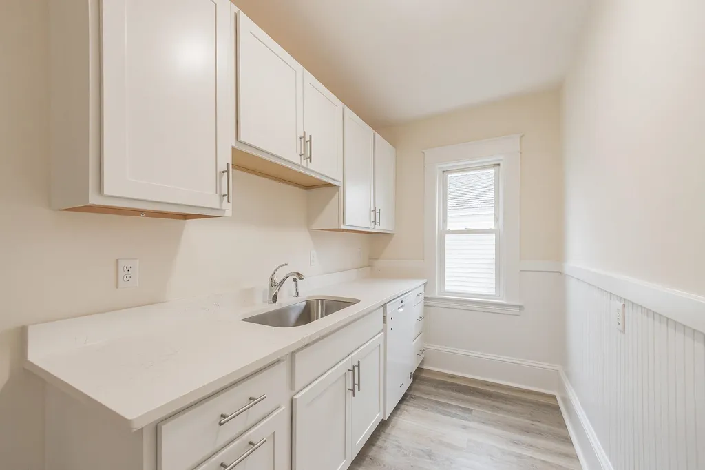 680 Harvard Street Manchester NH 01803