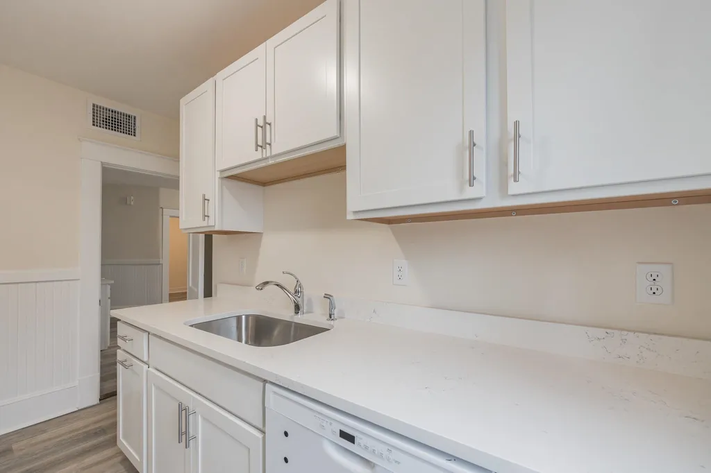 680 Harvard Street Manchester NH 01803