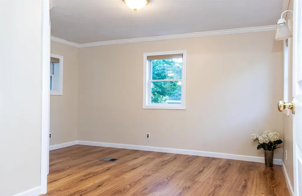 3 Slippery Rock Drive North Hampton NH 03862
