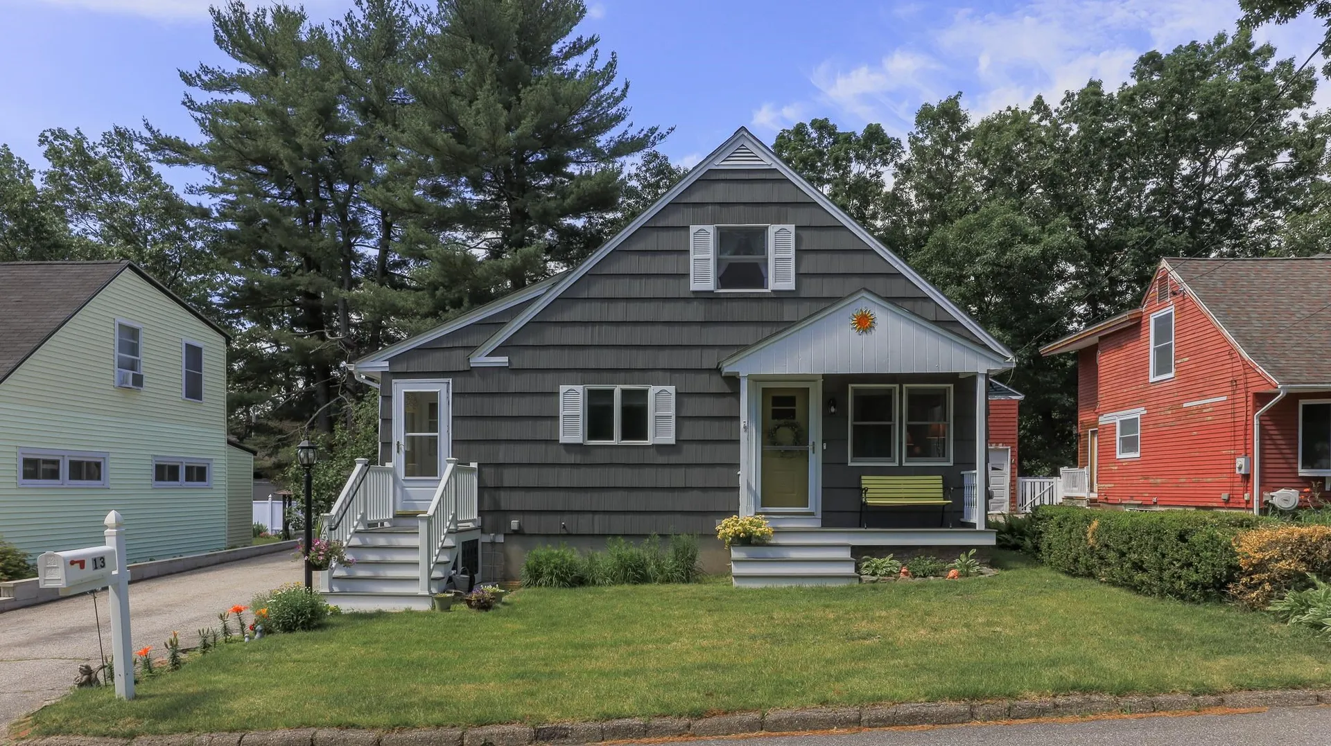 13 Almond Street Manchester NH 03102