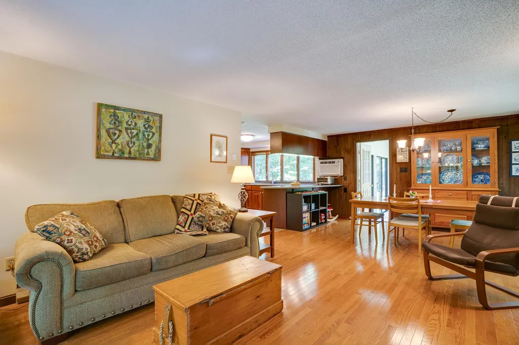 3 Greenleaf Drive Exeter NH 03833