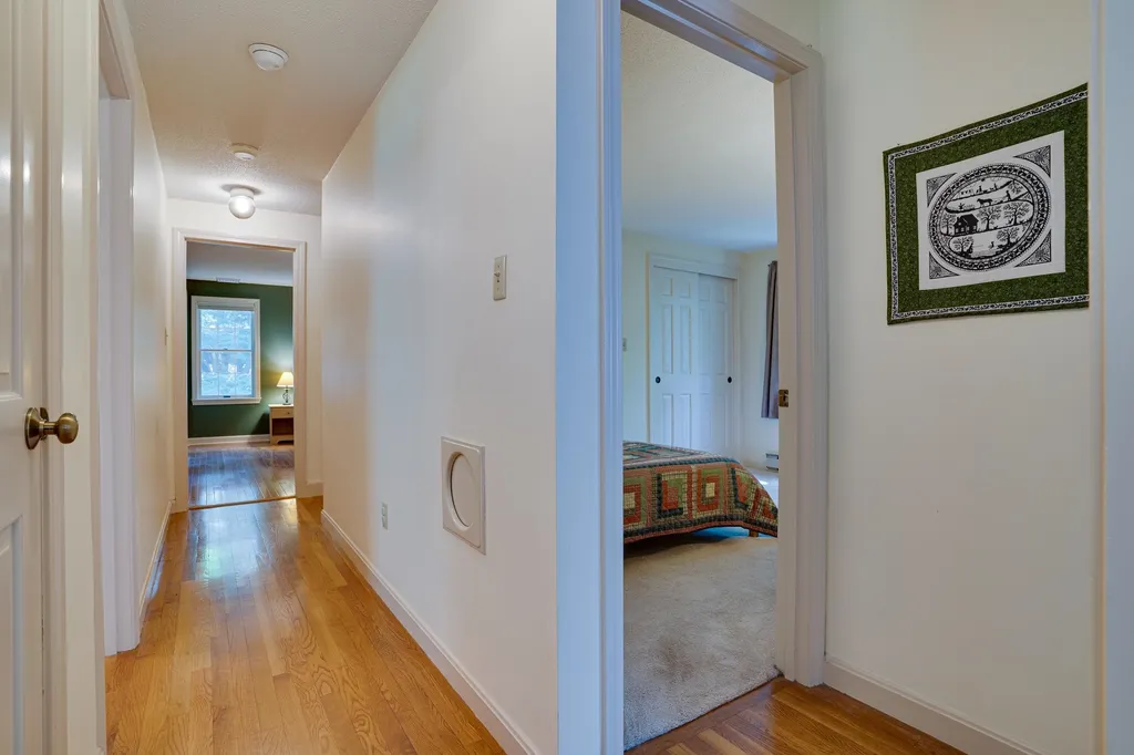 3 Greenleaf Drive Exeter NH 03833