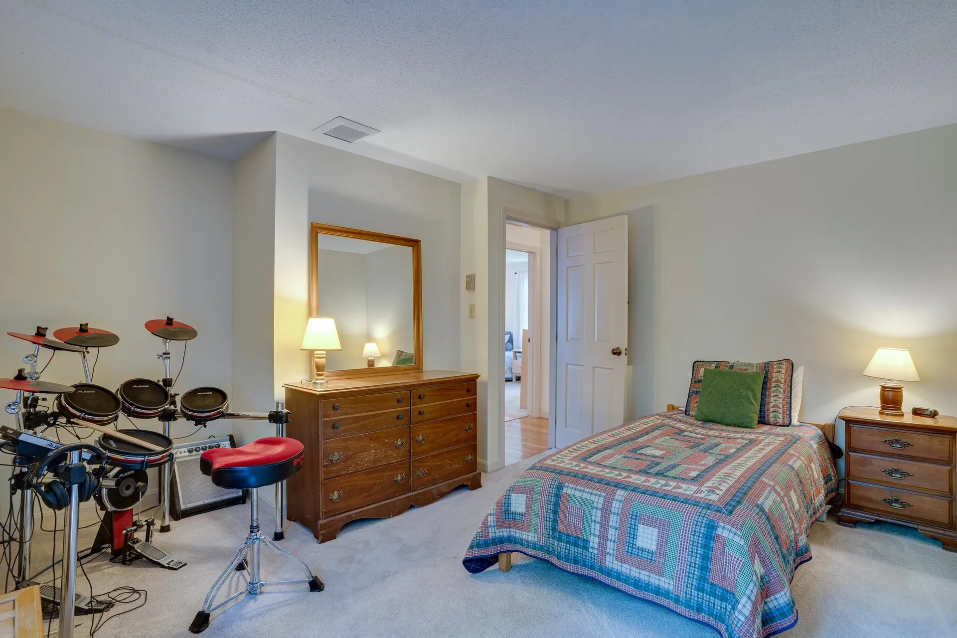 3 Greenleaf Drive Exeter NH 03833