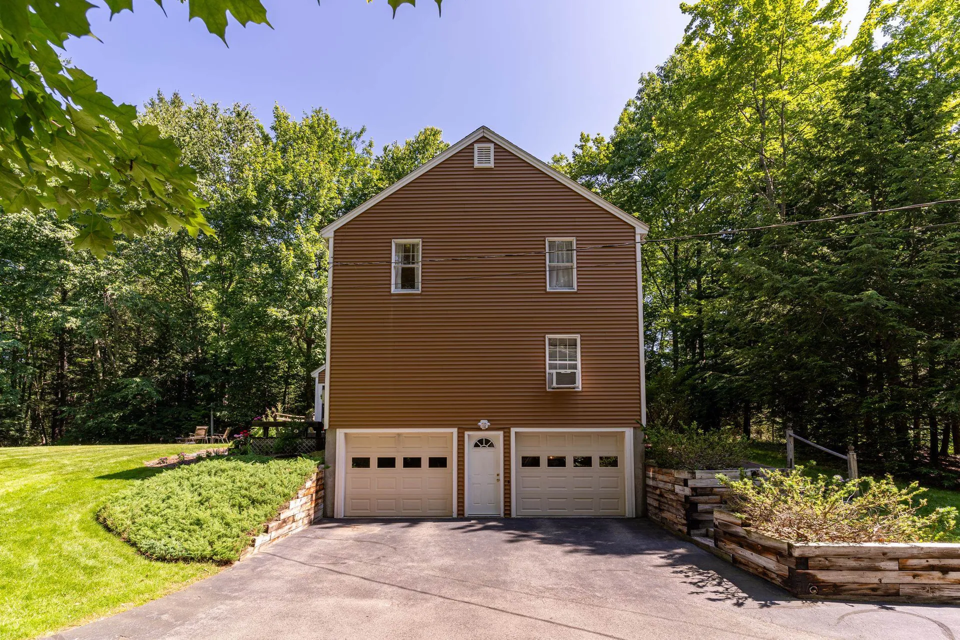 3 Greenleaf Drive Exeter NH 03833