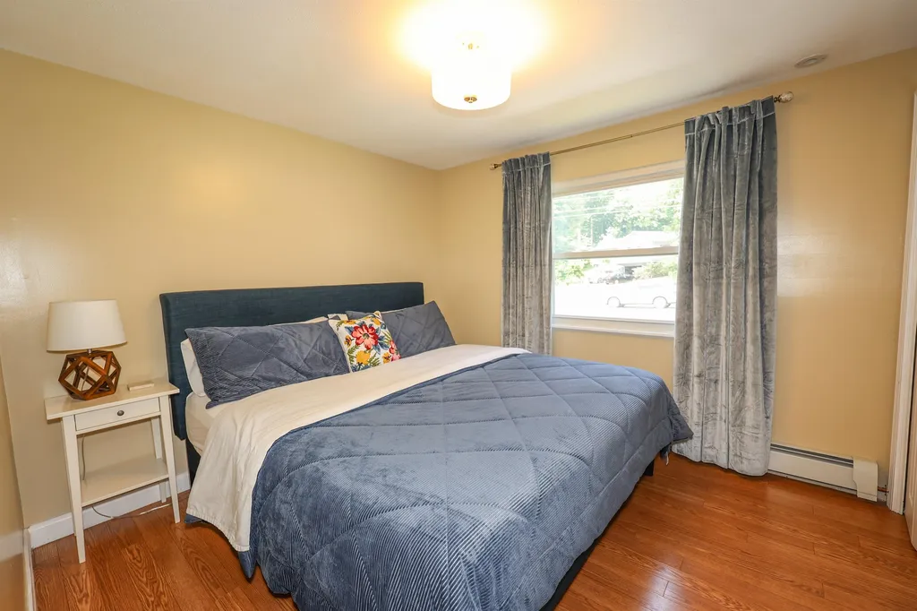 3 Maxwell Drive Derry NH 03038
