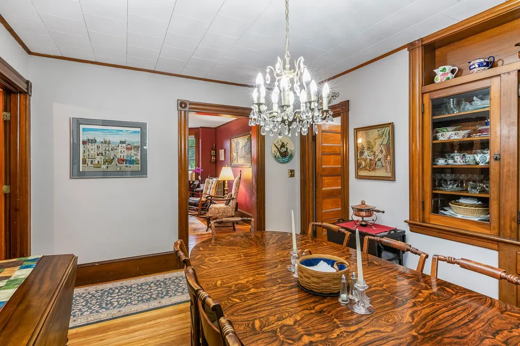 14 Summit Road Newport NH 03773