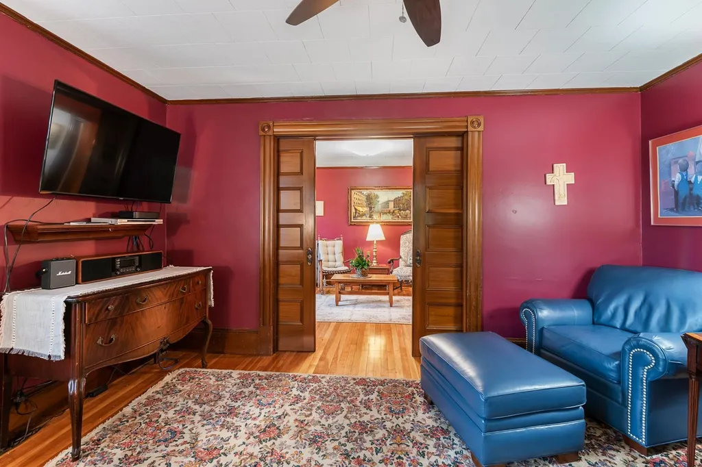 14 Summit Road Newport NH 03773