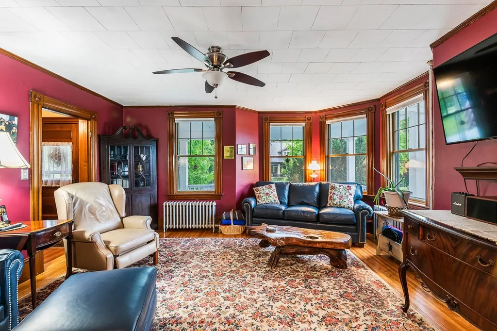 14 Summit Road Newport NH 03773