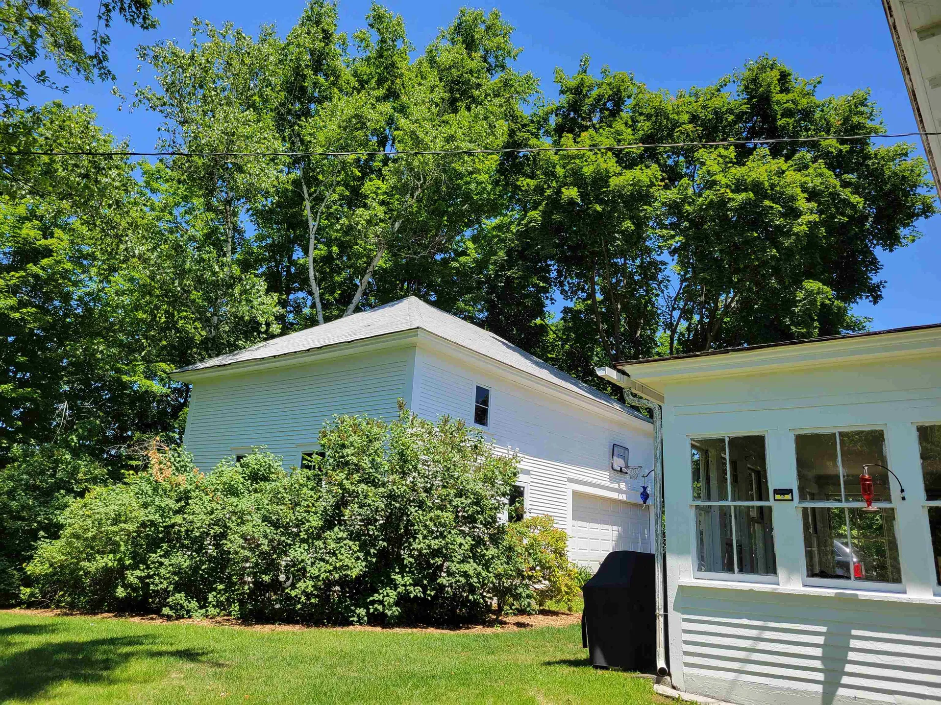 14 Summit Road Newport NH 03773