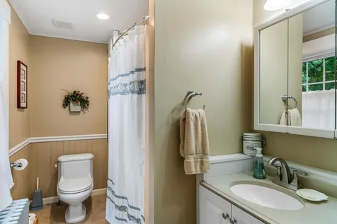 14 Summit Road Newport NH 03773