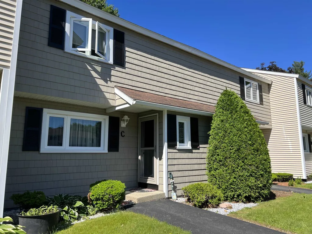 8-c Cedarbrook Avenue Rochester NH 03867